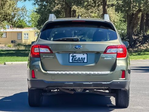 Used 2017 Subaru Outback 2.5i Limited AWD/4WD image 5