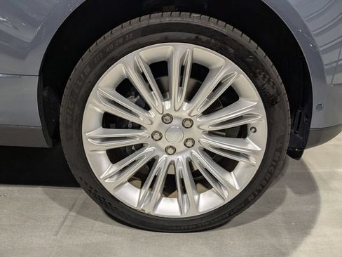 Used 2018 Land Rover Range Rover HSE AWD/4WD image 19