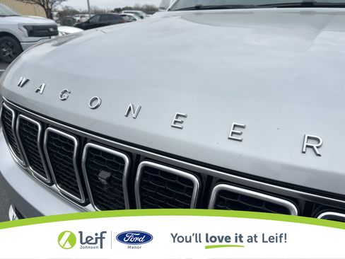 Used 2022 Jeep Wagoneer Series III w/ Premium Group I image 28