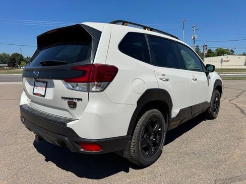 Used 2024 Subaru Forester Wilderness w/ Convenience Package AWD/4WD image 7