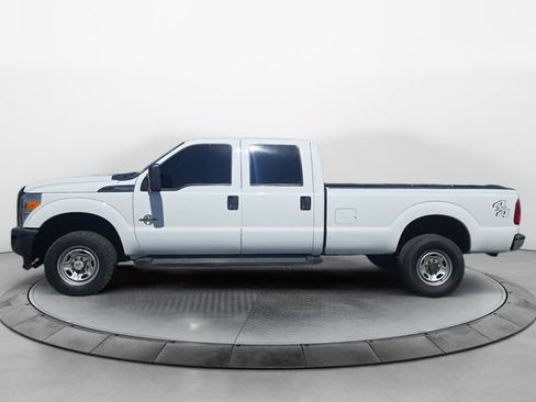 Used 2015 Ford F250 XL w/ Camper Package AWD/4WD image 2