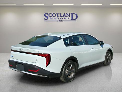 Used 2025 Kia K4 FWD image 6
