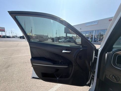 Used 2021 Dodge Charger Scat Pack RWD image 13