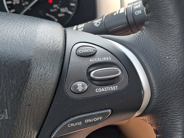 Used 2019 Nissan Pathfinder SL AWD/4WD image 21