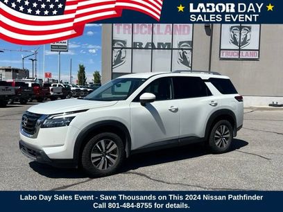Used 2024 Nissan Pathfinder SL