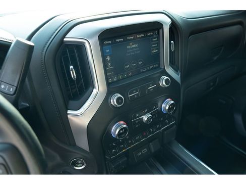 Used 2021 GMC Sierra 1500 SLT w/ SLT Premium Plus Package image 17