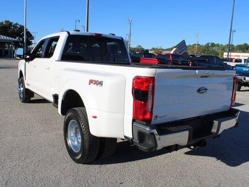 Used 2024 Ford F350 Lariat w/ Lariat Ultimate Package image 8