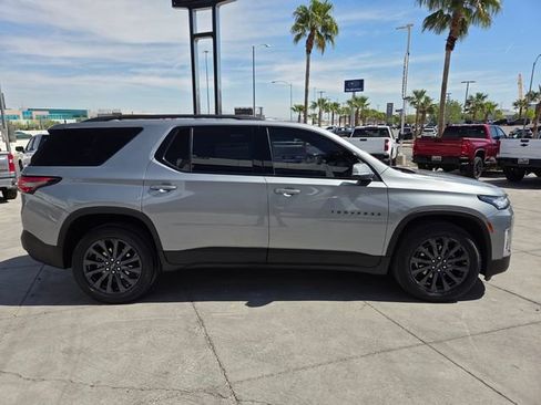Certified 2023 Chevrolet Traverse RS image 7