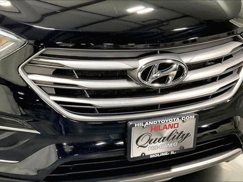 Used 2018 Hyundai Santa Fe Sport image 30