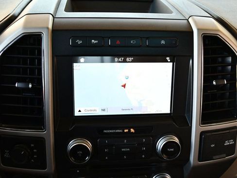 Used 2018 Ford F150 Lariat w/ Equipment Group 502A Luxury image 55