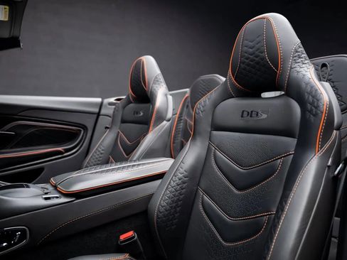 Used 2021 Aston Martin DBS Superleggera Volante RWD image 2