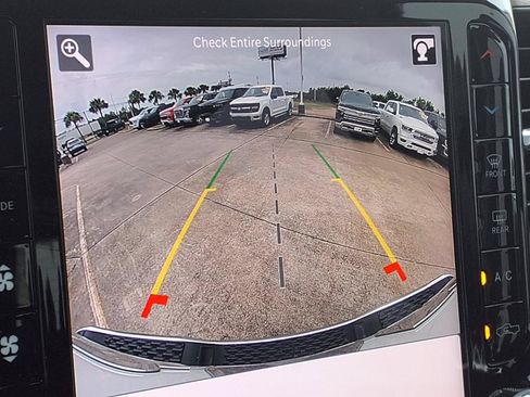 Used 2025 RAM 1500 Limited w/ Off Road Group AWD/4WD image 18