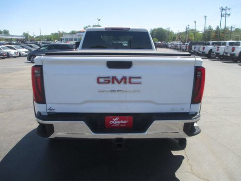 Certified 2026 GMC Sierra 3500 SLE w/ SLE Value Package AWD/4WD image 6