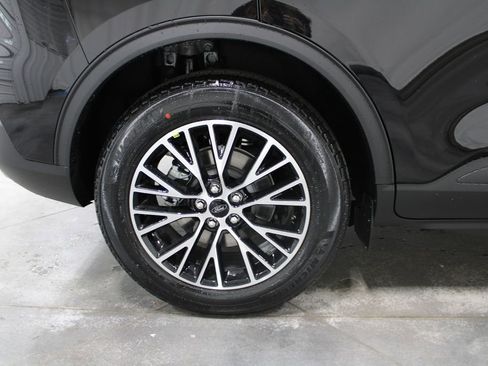 New 2025 Ford Escape SE w/ PHEV Premium Package image 60