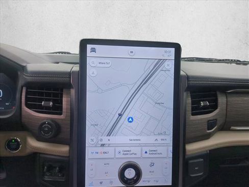 Used 2023 Ford Expedition Limited image 13