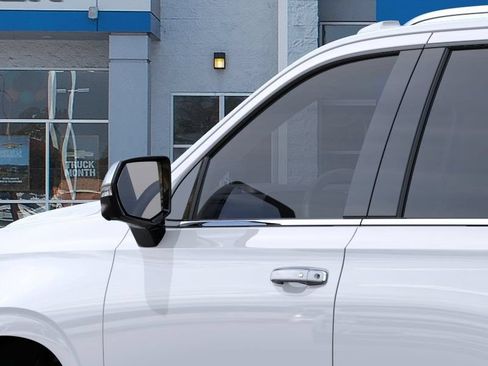New 2026 Chevrolet Tahoe Premier w/ Sun And Tow Package AWD/4WD image 13