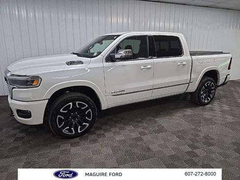 Used 2025 RAM 1500 Limited AWD/4WD image 7