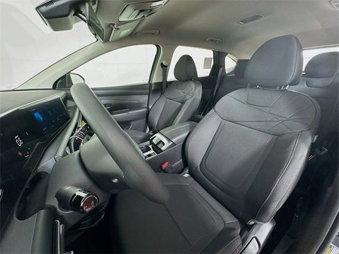 New 2026 Hyundai Tucson SE image 19