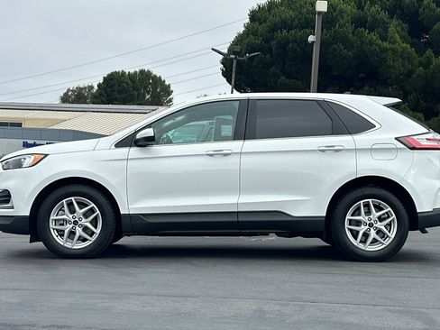 Used 2024 Ford Edge SEL AWD/4WD image 8