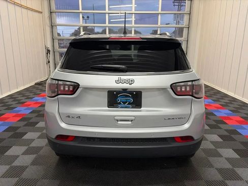 Used 2025 Jeep Compass Limited AWD/4WD image 5