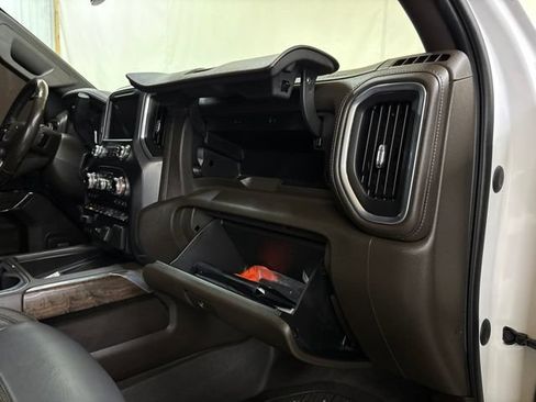 Used 2020 GMC Sierra 1500 Denali w/ Driver Alert Package II AWD/4WD image 32