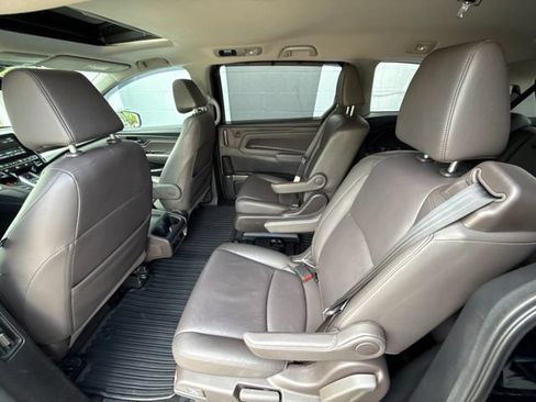 Used 2018 Honda Odyssey EX-L image 38