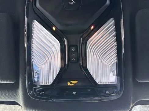 Used 2019 BMW 530i xDrive w/ M Sport Package image 46