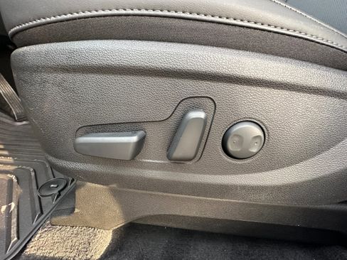 New 2025 Kia Telluride S image 35