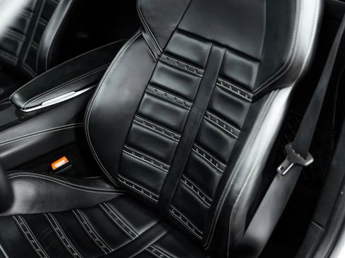 Used 2015 Ferrari F12 Berlinetta image 39