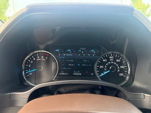 Used 2019 Ford F150 King Ranch w/ Equipment Group 601A Luxury AWD/4WD image 17