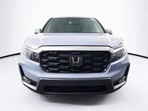 Used 2023 Honda Passport EX-L image 2