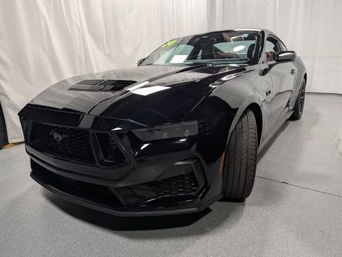 Used 2024 Ford Mustang GT Premium RWD image 8