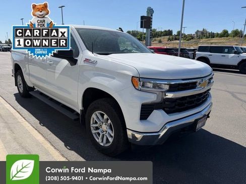 Used 2024 Chevrolet Silverado 1500 LT AWD/4WD image 3