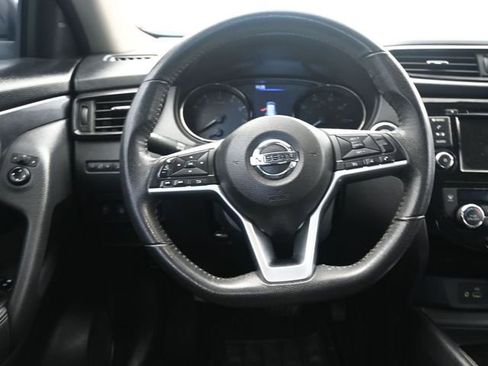 Used 2020 Nissan Rogue SV image 24