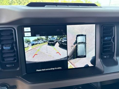 Used 2024 Ford Bronco Wildtrak AWD/4WD image 16