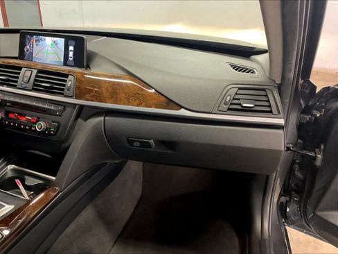 Used 2015 BMW 328i Sedan image 17