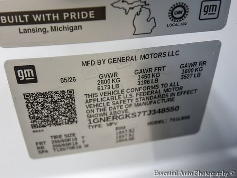 Used 2026 Chevrolet Traverse LT w/ LPO, Floor Liner Package FWD image 22