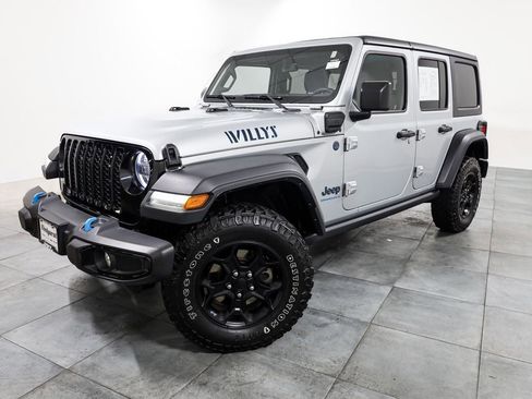 Used 2023 Jeep Wrangler Unlimited AWD/4WD image 4