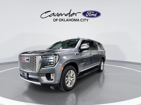 Used 2021 GMC Yukon XL Denali w/ Max Trailering Package AWD/4WD image 4
