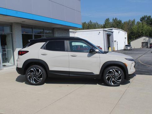 New 2026 Chevrolet TrailBlazer RS w/ Convenience Package AWD/4WD image 5