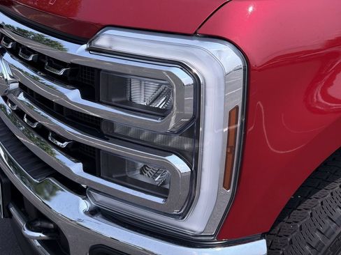 Used 2024 Ford F350 Lariat w/ Chrome Package AWD/4WD image 13
