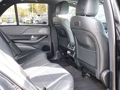Used 2020 Mercedes-Benz GLE 350 4MATIC w/ Premium Package image 35