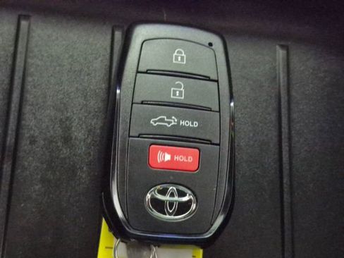 New 2026 Toyota Tundra Platinum AWD/4WD image 28