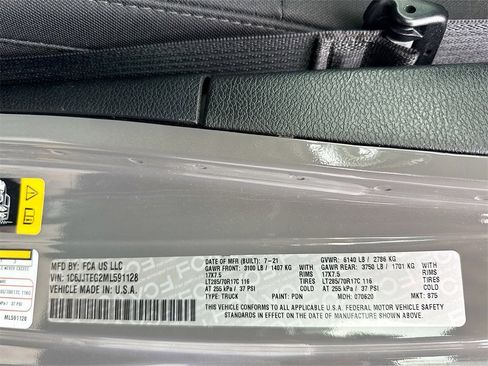 Used 2021 Jeep Gladiator Mojave w/ Auxiliary Switch Group image 35