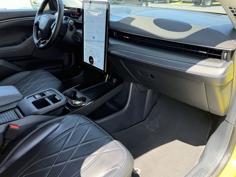 Certified 2025 Ford Mustang Mach-E Select w/ Comfort Package Lite RWD image 14