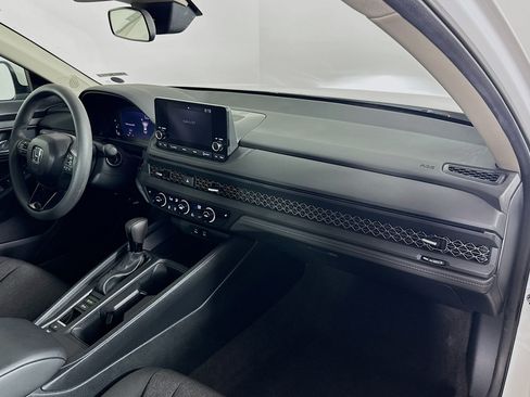 Used 2024 Honda Accord EX image 36