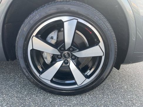 Certified 2023 Audi Q5 2.0T Premium Plus w/ Premium Plus Package image 4