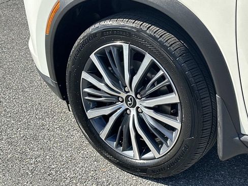 Used 2023 INFINITI QX60 Sensory image 41