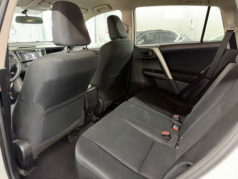 Used 2016 Toyota RAV4 LE AWD/4WD image 27