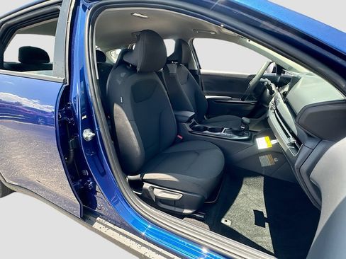 New 2026 Kia K4 FWD image 25
